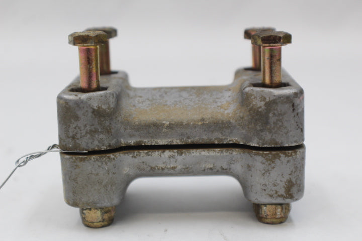 Handle Bar Clamps 5631147 111590