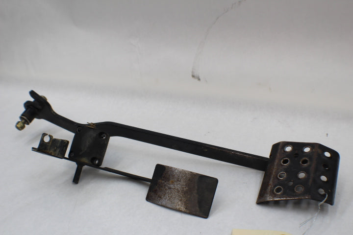 Brake & Throttle Pedals 1013557-067 111725