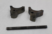 Load image into Gallery viewer, Shift Shaft Rail Forks 3233860 1123111
