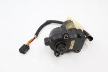 Load image into Gallery viewer, 2006 Kawasaki Brute Force 750 Front Differential Actuator 16172-0039
