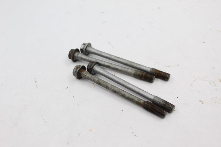 Cylinder Head Bolts 90105-10649-00 113685