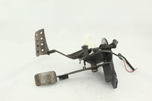 Load image into Gallery viewer, Gas &amp; Brake Pedals w/ Mount 5UG-F2548-01-00 114834
