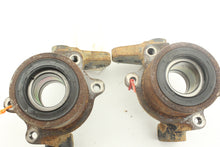 Load image into Gallery viewer, Front Left/Right Steering Knuckles 51231-19B01 116559
