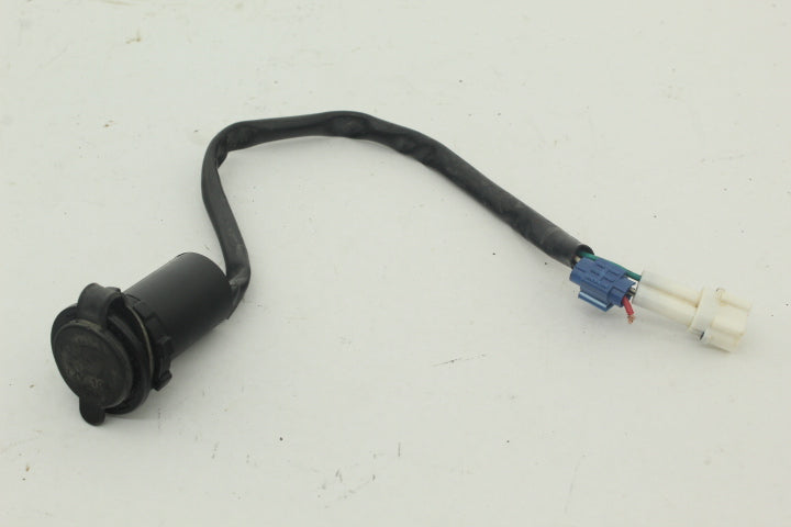 Auxillary Outlet 12v 1HP-H254B-10-00 117539