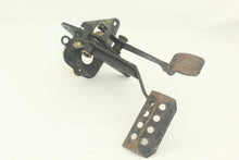 Load image into Gallery viewer, Pedal Assy 46600-LEE8-E00 119692
