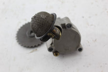 Load image into Gallery viewer, 2003 Yamaha Grizzly 660 OIl Pump Assy w/ Driven Sprocket 5KM-13300-00-00
