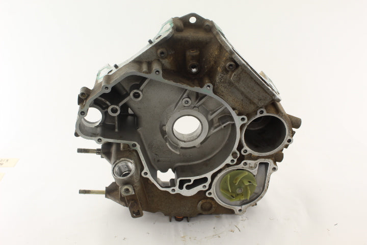Crank Cases Left LH RH Right Engine 420685317 121335