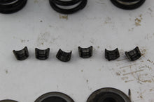 Load image into Gallery viewer, Inner Valve Springs Retainers Cotters 3YF-12113-00-00 1217126
