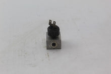 Load image into Gallery viewer, 2005 Polaris Magnum 330 Brake Line Cross Fitting 7052292
