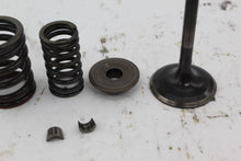 Load image into Gallery viewer, Intake Valve &amp; Springs 5GH-12111-00-00 122251
