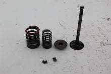 Load image into Gallery viewer, Exhaust Valve &amp; Springs 5GH-12121-00-00 122252
