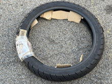 Load image into Gallery viewer, Front Tire 100/90-19 Tubeless 712 Series 87-4141 M1223
