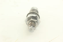 Load image into Gallery viewer, Manuel Timing Chain Tensioner 3022152 M1079
