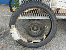 Load image into Gallery viewer, Shinko Front Tire 100/90-19 Tubeless 712 Series 87-4141
