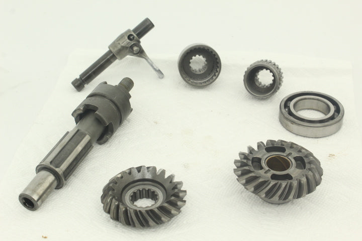 Middle Driven Shaft & Gears 52G-17553-00-00 117479